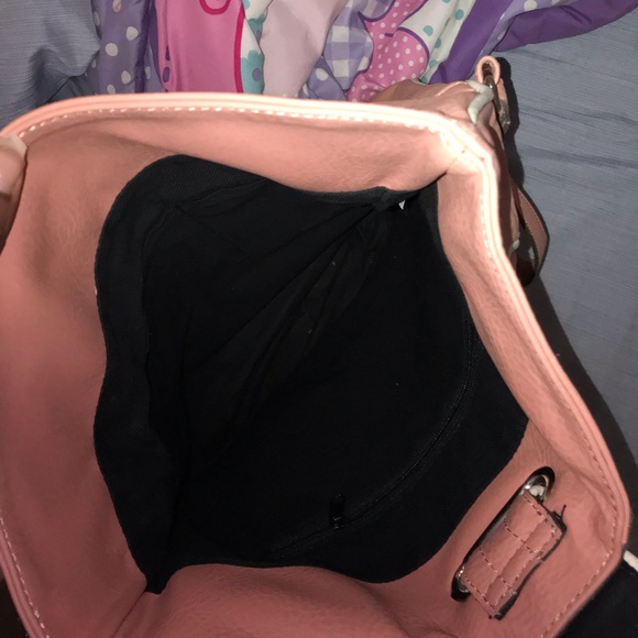 purse - Picture 6 of 8